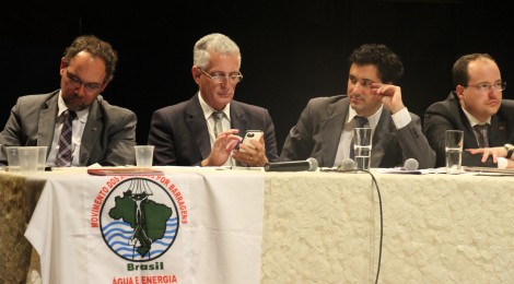 Deputados participam de Audiência Pública. Da esquerda para a direita: Paulo Lamac (PT), Rogério Correia (PT), Cristiano Silveira (PT) e Thiago Cota (PPS). Foto: Pedro Menegheti