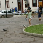 A Praça é um ponto de lazer para crianças. Imagem: João Vitor Marcondes